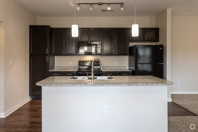 2 BR, 2 BA - 1202 SF