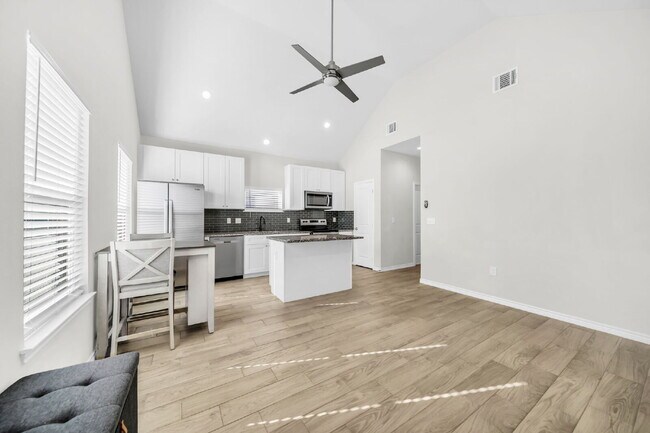 Photo - 16606 E Forrestal St