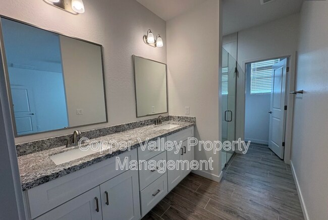 Photo - 20292 W Hazelwood St