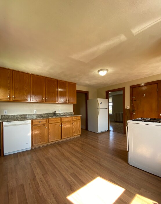 Building Photo - 51 Aldie St Unit 3 Rental