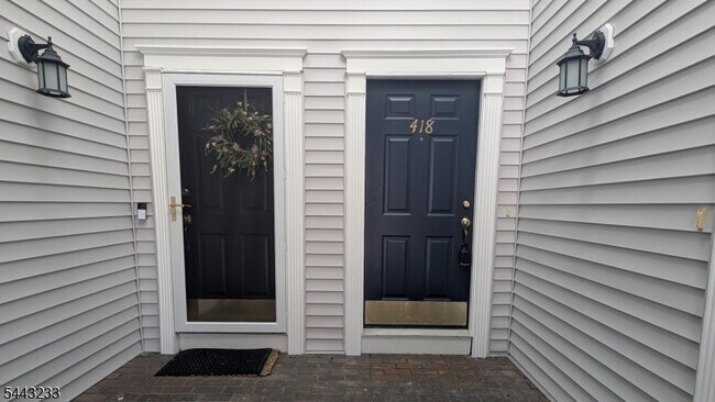 Photo - 418 Dalton Ct