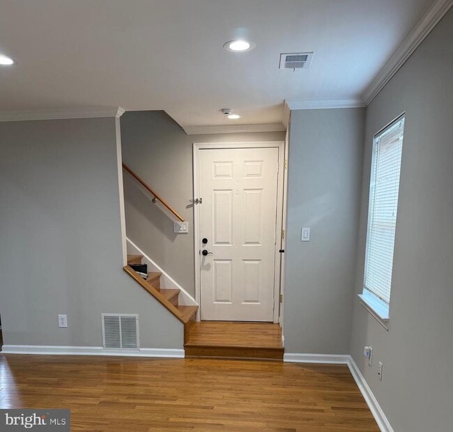 Building Photo - 9518 Hagel Cir