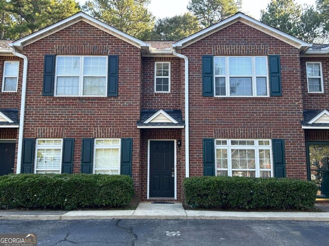 Photo - 637 Huntington Road Townhome