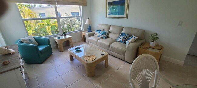 Photo - 605 Sombrero Beach Rd Unit 203