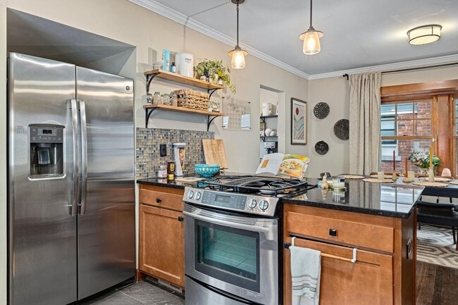 Photo - 2 Bed 1.5 Bath Home in the Heart of KCMO and Plaza Area