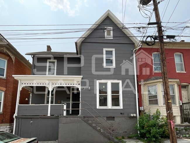 Building Photo - 324 N Franklin St