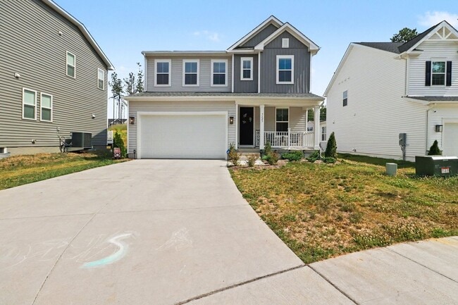 Building Photo - Beautiful Home in Pendleton!