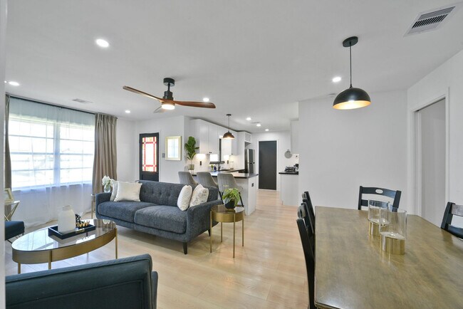 Photo - 6230 Rena St Unidad ID1316401P