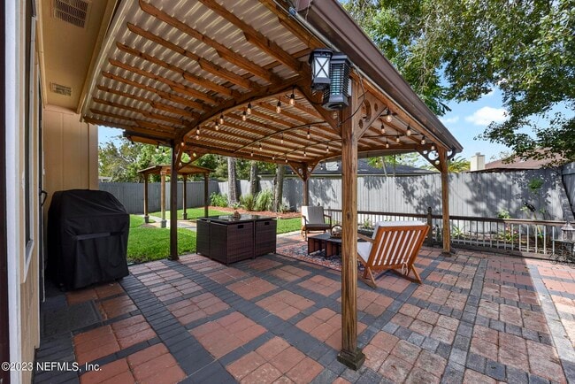 Photo - 9126 Trevi Cir W