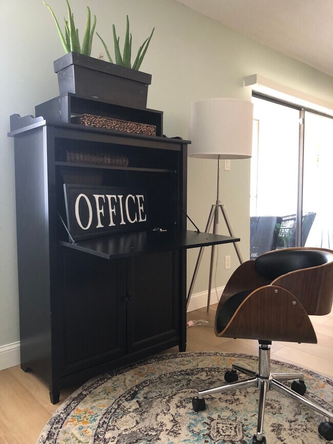 OFFICE SPACE - 630 Bird Bay Dr E Unit 207