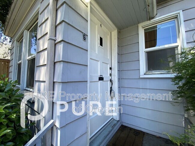 Photo - 715 NE 20th Ave Unit Apt 06