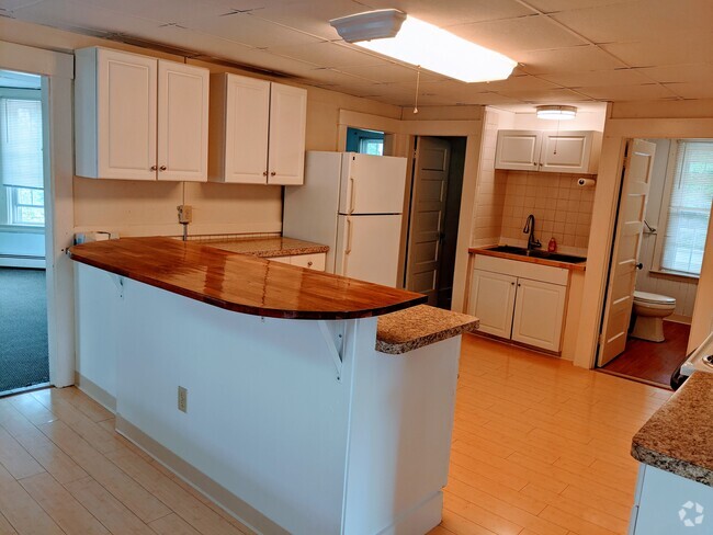 Building Photo - 8 Christian Court Rental