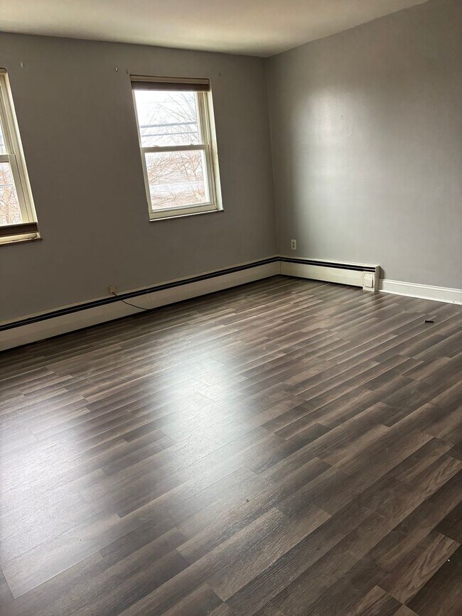 Photo - 801 23rd St Unit 5