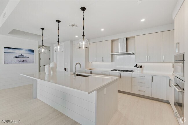 Building Photo - 1125 Central Ave Unit 377 Rental