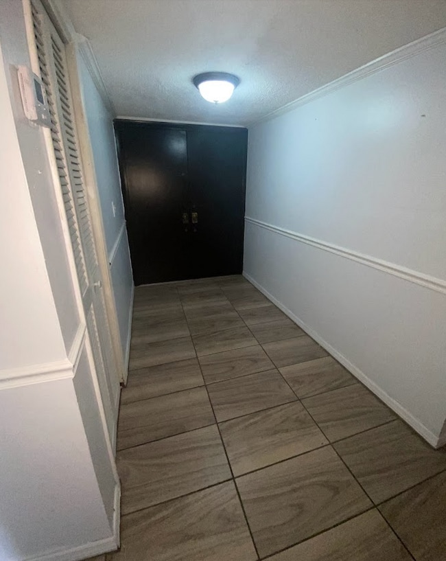 Main Entrance - 13951 Kendale Lakes Cir Unit 304A