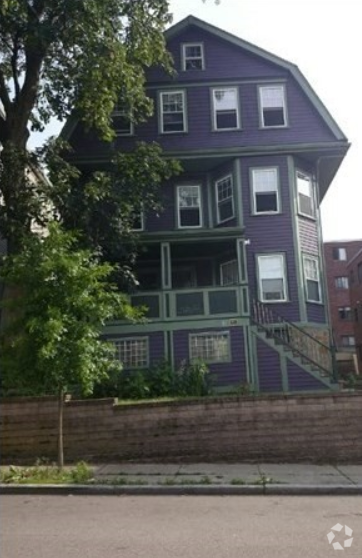 Building Photo - 196 Hillside St Unit 3 Rental