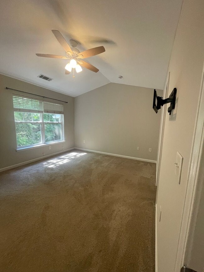 Photo - 07-211 Markey Unit 07-211 - B