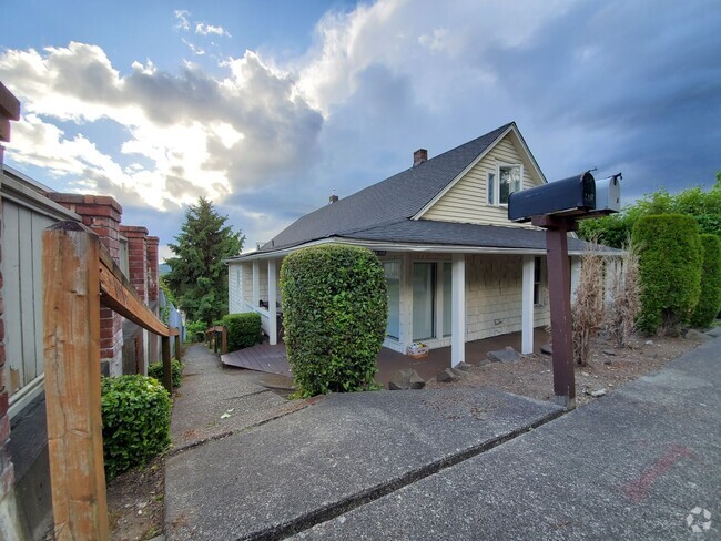 Building Photo - Renton Hill Unit B Rental