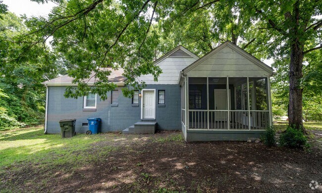 Building Photo - 416 N Hardee St Unit L/S Rental