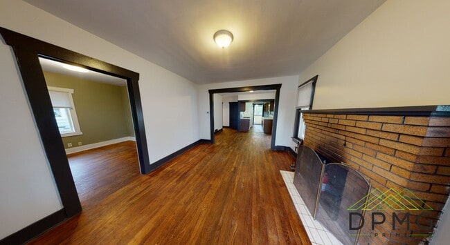 Photo - 317 Shepard St
