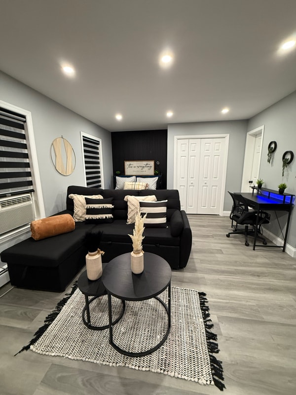 Photo - 2109 Grand Ave