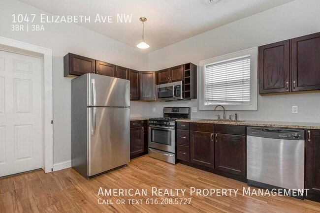 Photo - 1047 Elizabeth Ave NW