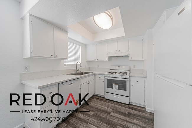 Photo - 4551 W 159th St Unit 5