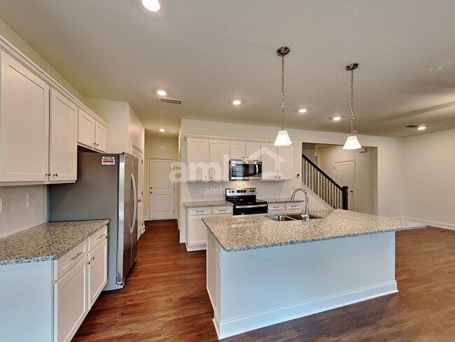 Photo - 589 Smt Vw Ln