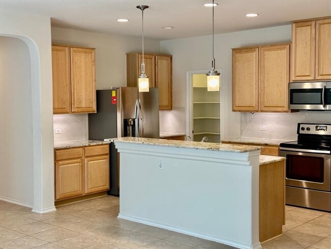 Photo - 413 Hunters Hill Dr