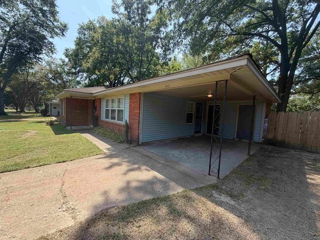 Photo - 1461 Woodston Rd
