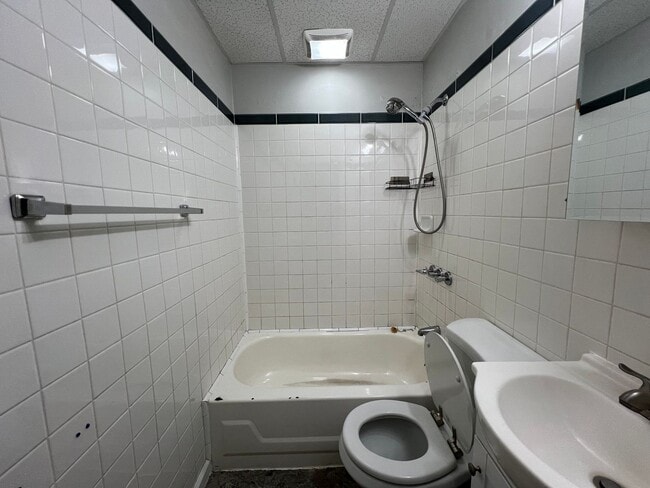 Photo - 50 Millbury St Unit 3