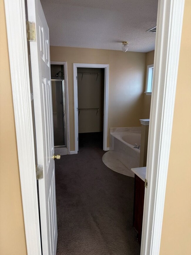 Photo - 4 Success Realty now offering this beautiful 3 bedrooms 2.5 bath