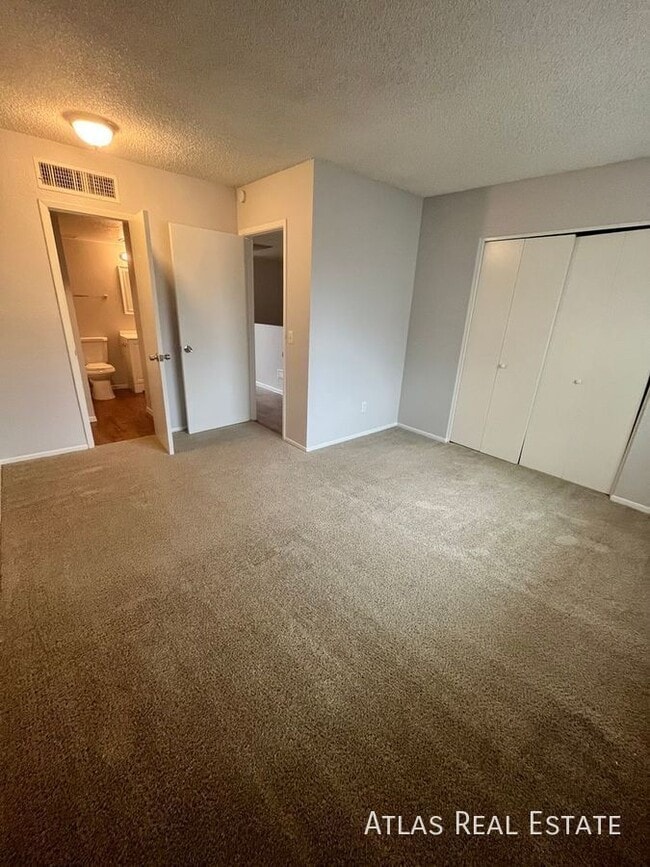 Photo - 2820 E Kathleen Rd Unit 103