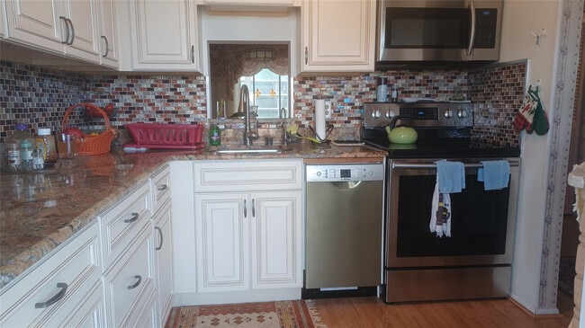 Photo - 2191 NE 1st Ct Unidad 202