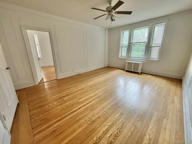 Photo - 1440 Midland Ave Unit 1F