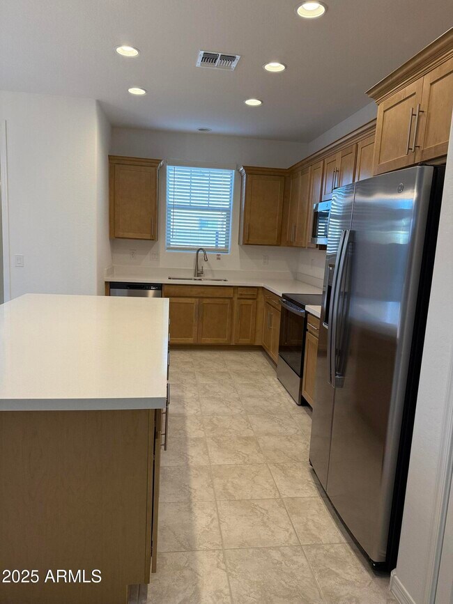 Photo - 9960 W Mitchell Ave