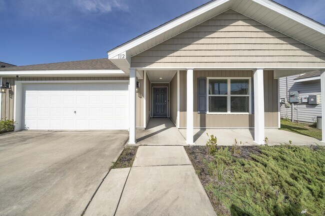 Photo - 112 Red Bay Rd