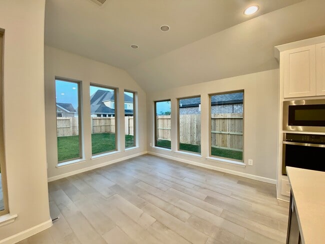 Photo - 9411 Trestle Creek Ct