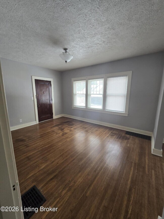 Photo - 1841 Roanoke Ave