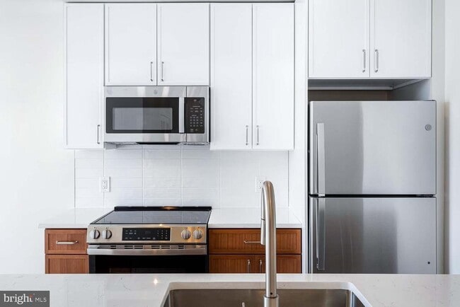 Photo - 501 Kennedy St NW Apartment Unit 005