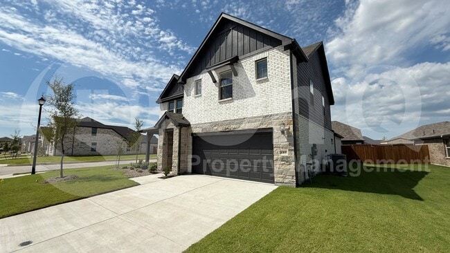 Building Photo - 685 Briar Dr Rental