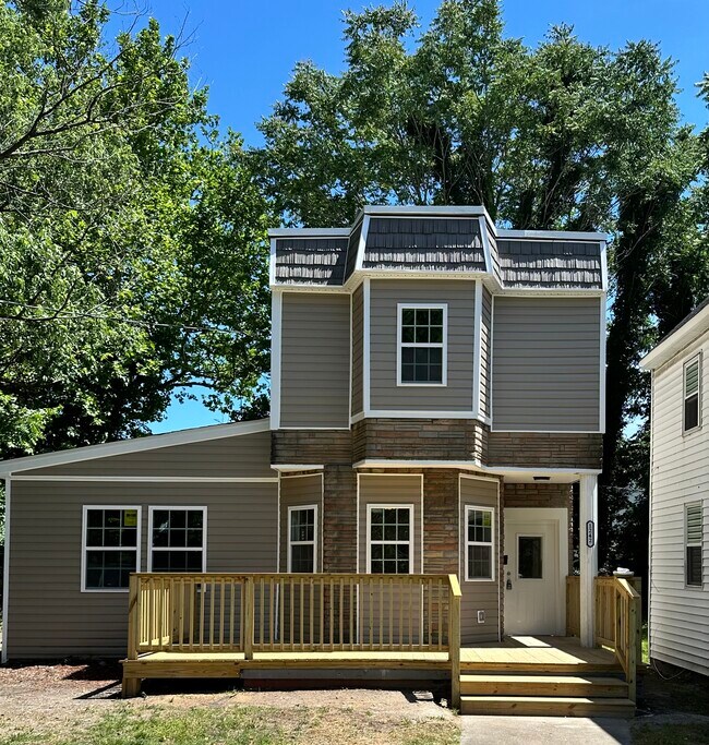 Photo - 1242 26th St