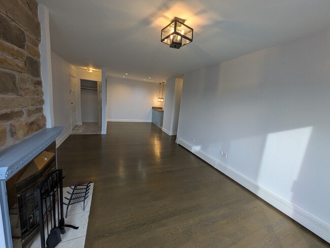 Photo - Spacious 3BR / 2BA Condo in Buffalo Grove private balcony, fireplace - Rent includes Heat,  Water... Unit apt. 201
