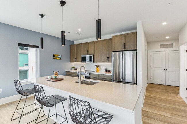 Photo - Beach Street Landing