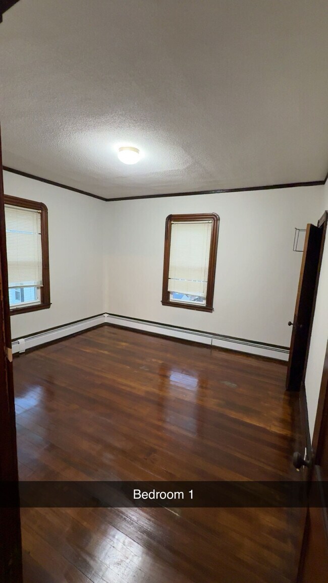 Photo - 72 Fair St Unit 2