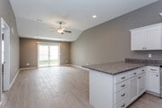 3BR, 2BA - 1177 SF
