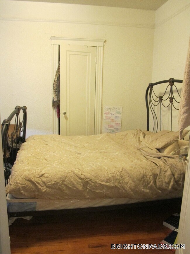 Photo - 70 Chiswick Rd Unidad 22