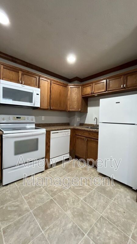 Photo - 2829 South St Unit 2