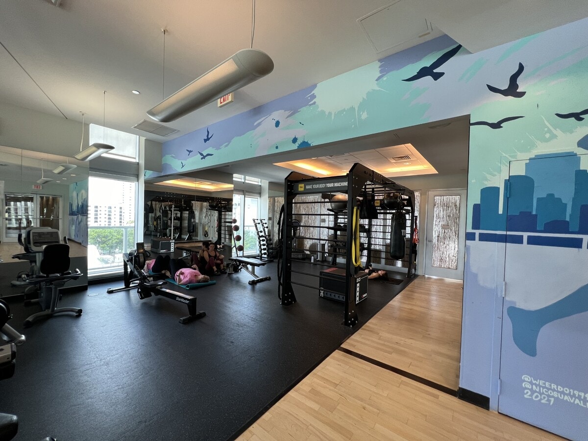 Photo - 79 SW 12th St