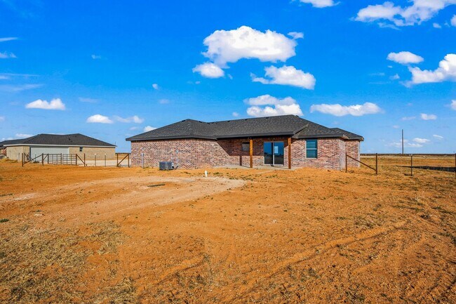 Photo - Country Living In Roosevelt ISD! Casa